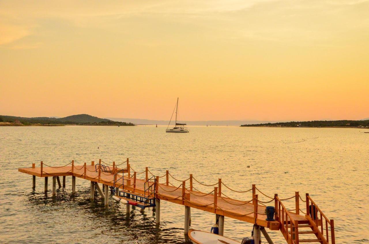 Ayvalı Cunda Panorama Otel מראה חיצוני תמונה