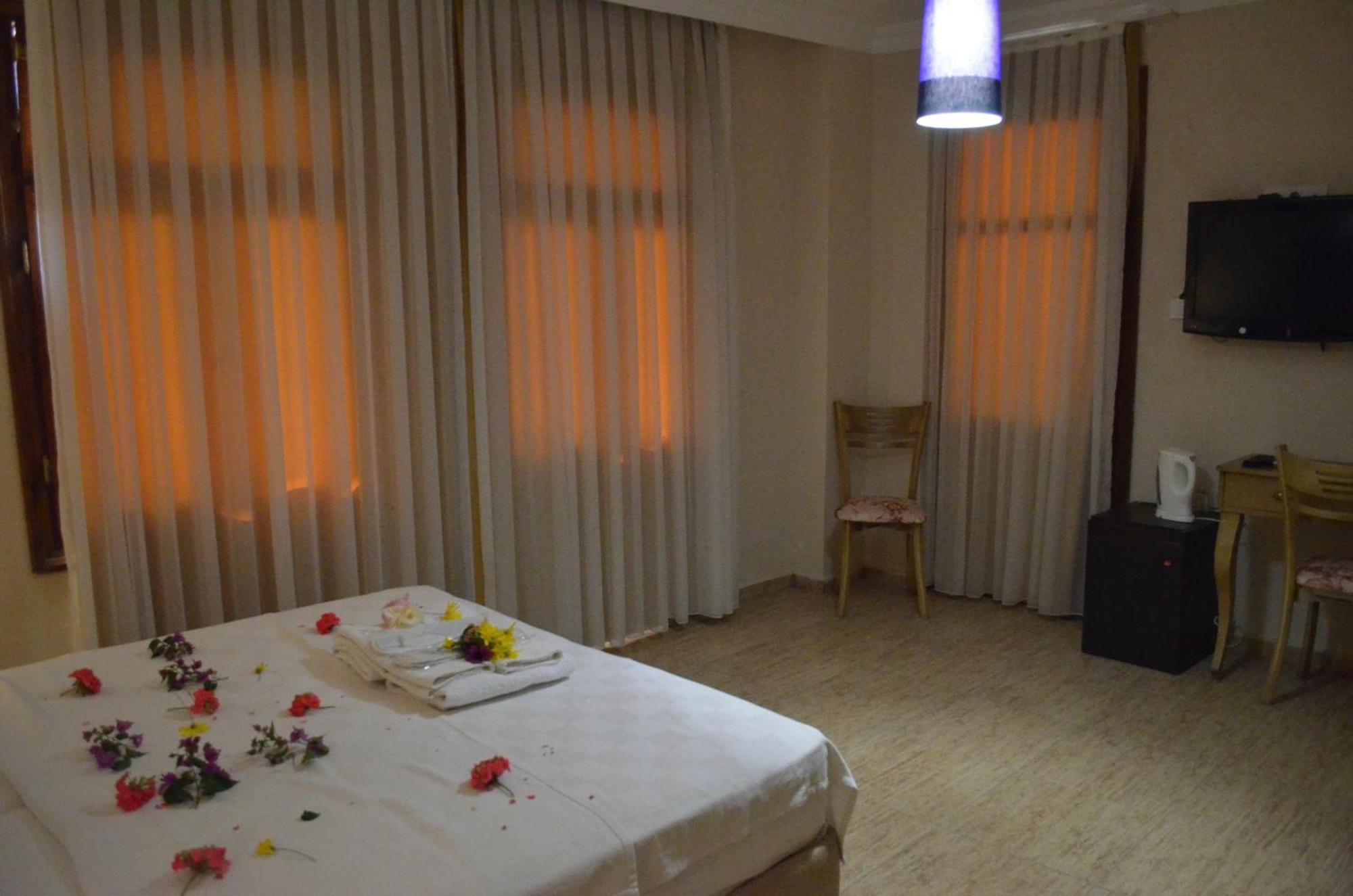 Ayvalı Cunda Panorama Otel חדר תמונה