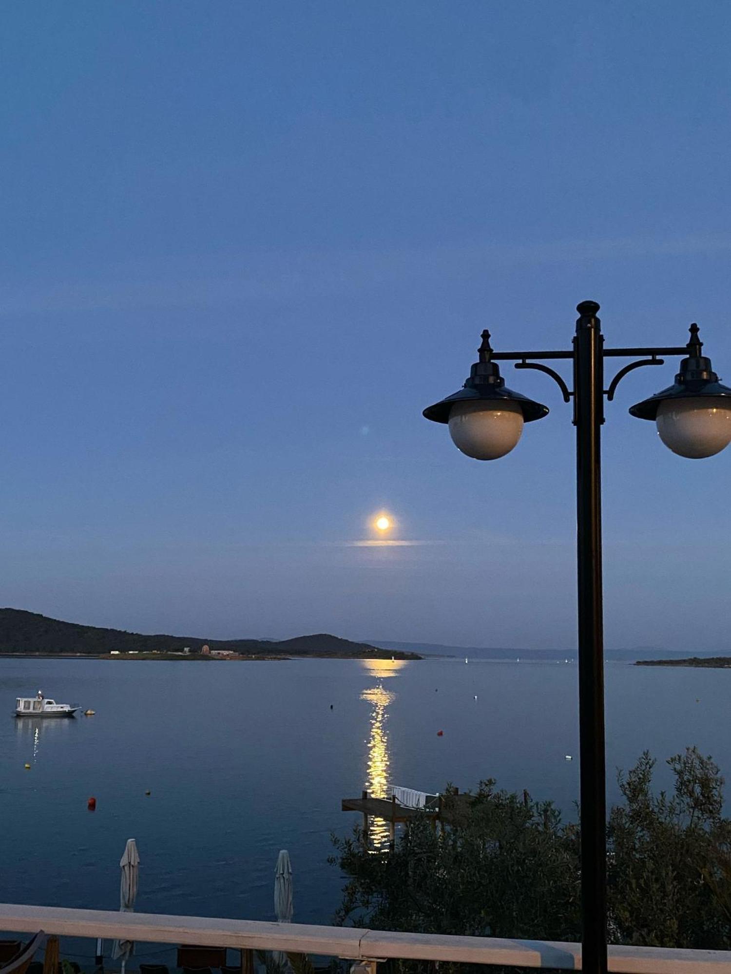 Ayvalı Cunda Panorama Otel מראה חיצוני תמונה
