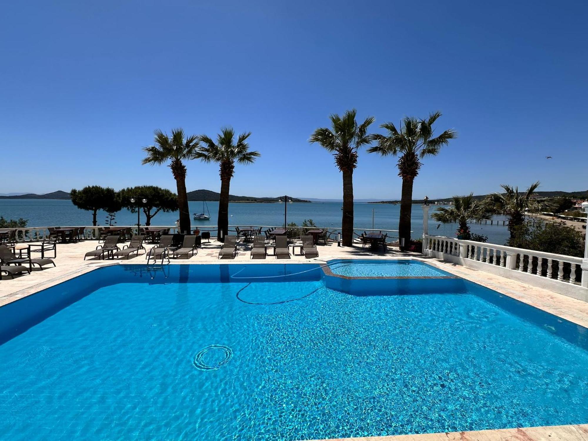 Ayvalı Cunda Panorama Otel מראה חיצוני תמונה